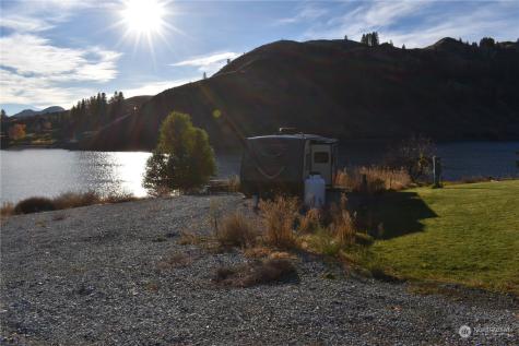 685 Loomis Oroville Road Tonasket WA 98855