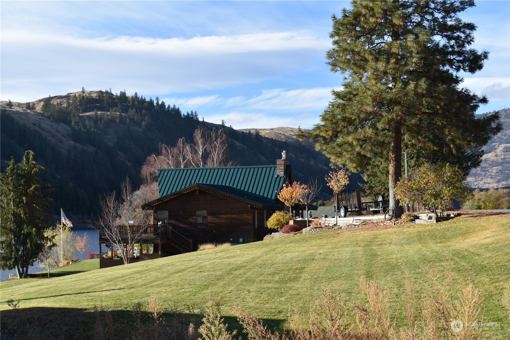 685 Loomis Oroville Road Tonasket WA 98855