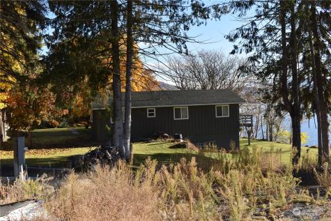 685 Loomis Oroville Road Tonasket WA 98855