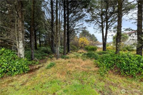 880 Ocean Shores Boulevard Ocean Shores WA 98569