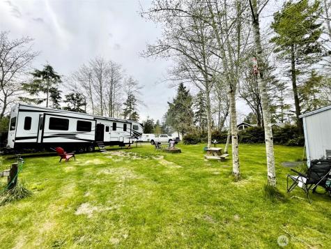 30714 N Place Ocean Park WA 98640