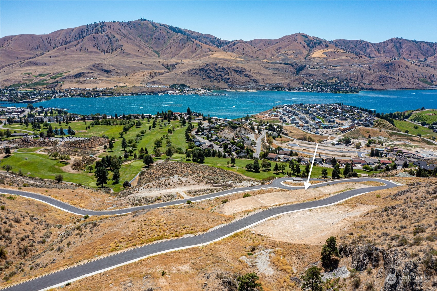 929 Long Drive Chelan WA 98816