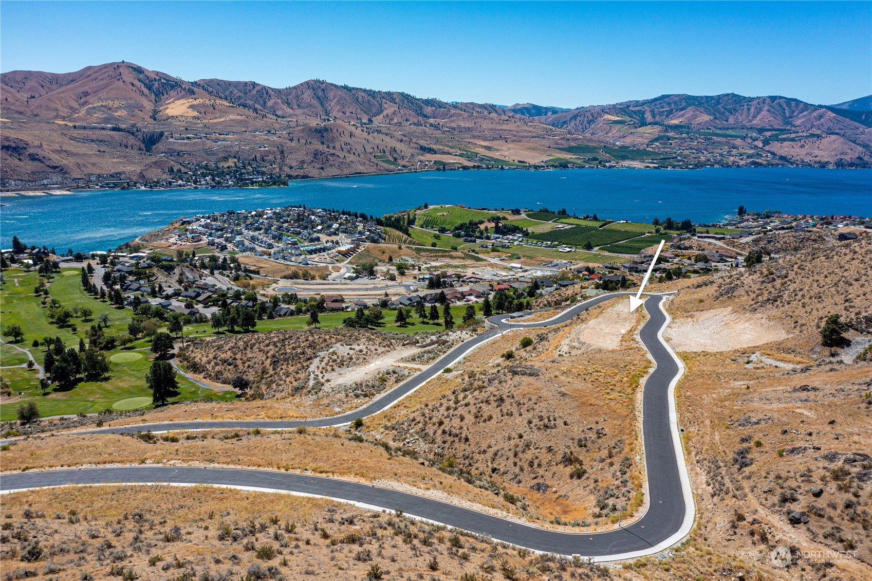 929 Long Drive Chelan WA 98816