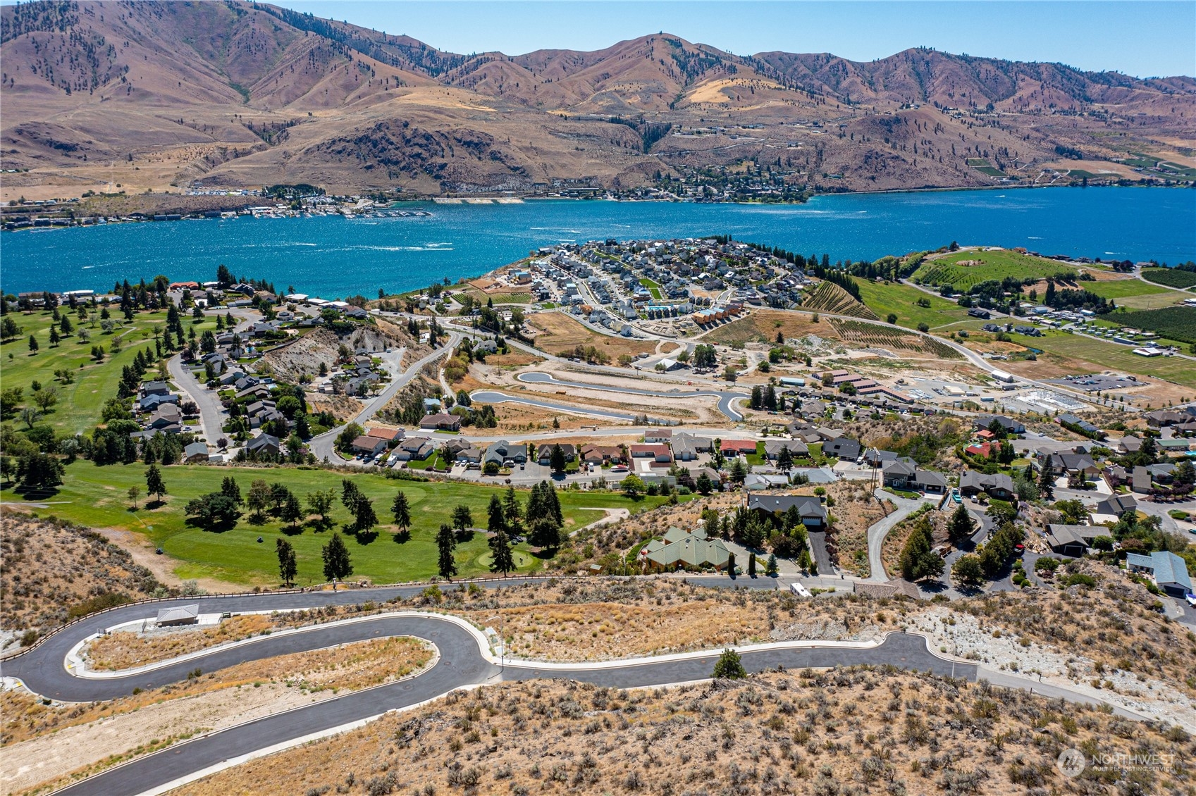 929 Long Drive Chelan WA 98816