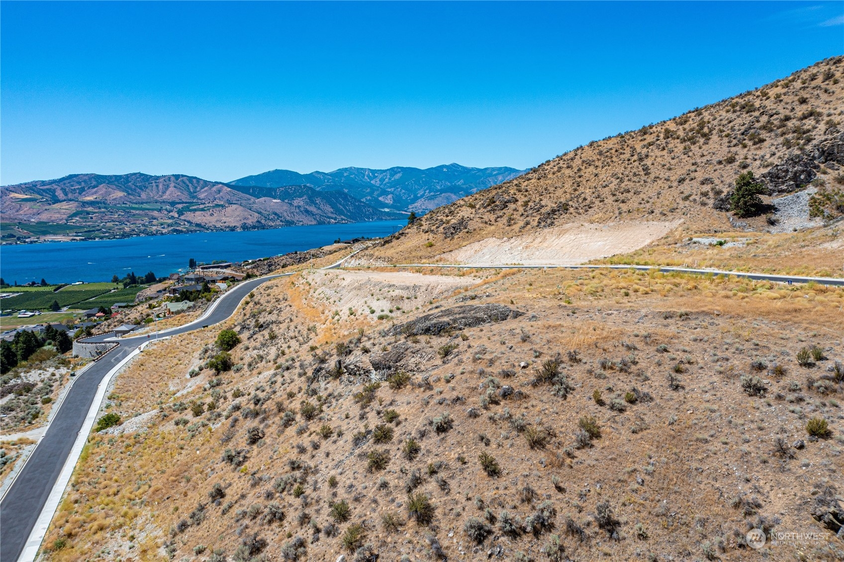 929 Long Drive Chelan WA 98816