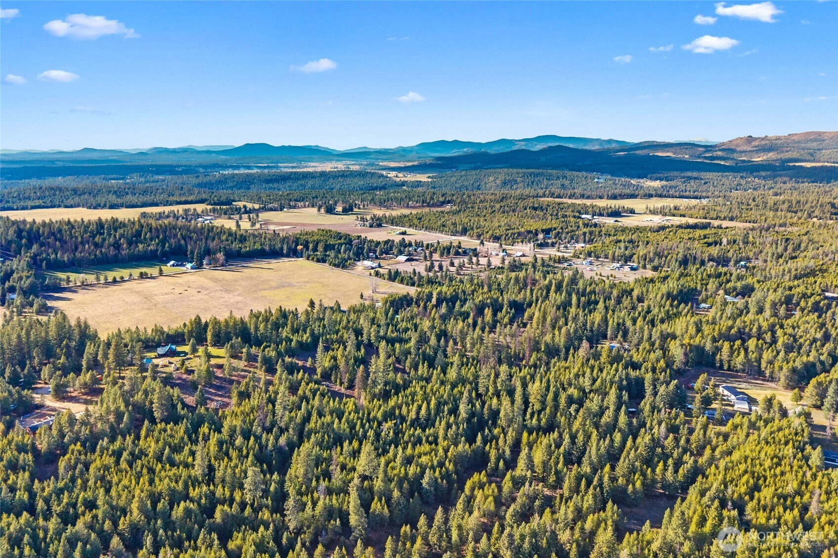 12818 E Bridges Road Elk WA 99009