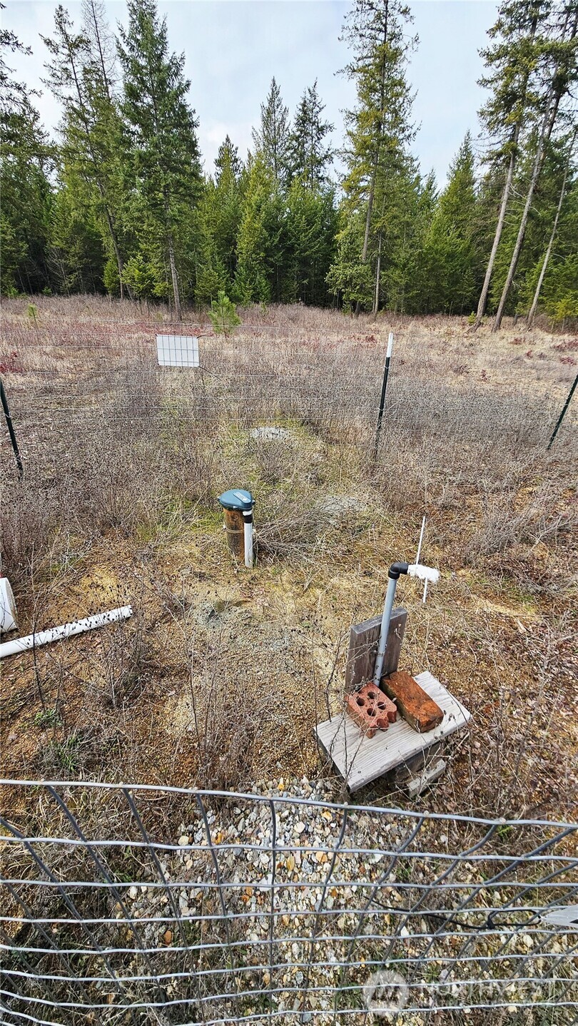 12818 E Bridges Road Elk WA 99009