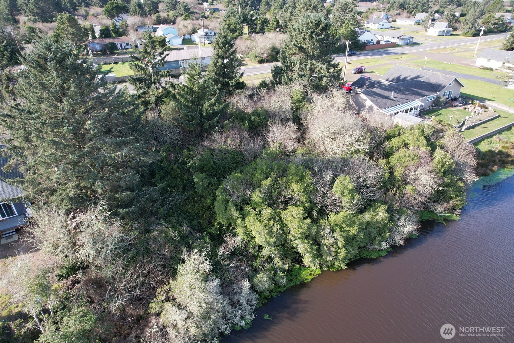 466 Point Brown Avenue NE Ocean Shores WA 98569