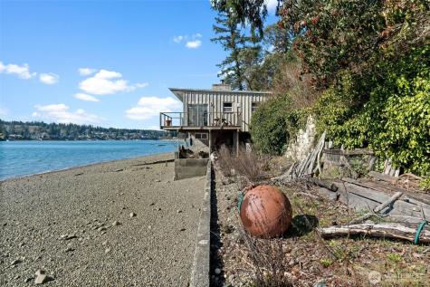 2622 East Bay Drive Gig Harbor WA 98335