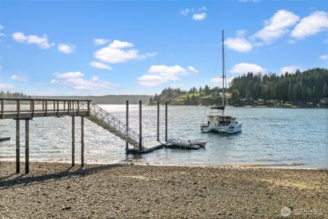 2622 East Bay Drive Gig Harbor WA 98335