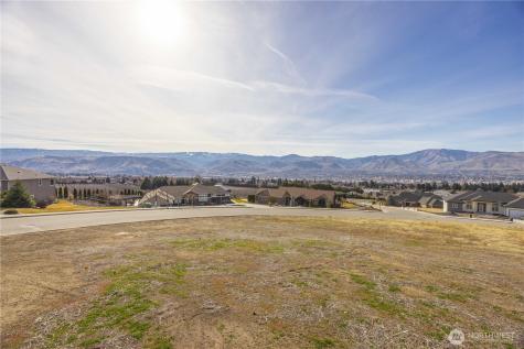 968 Briarwood Drive East Wenatchee WA 98802