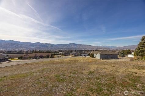 968 Briarwood Drive East Wenatchee WA 98802