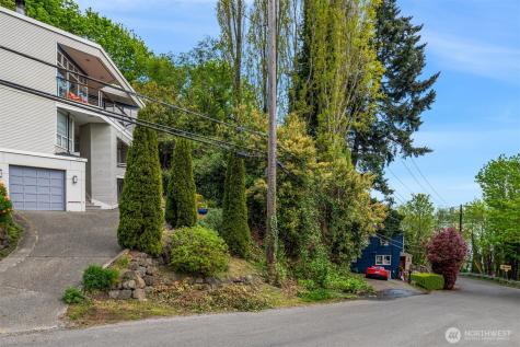 1601 Ferry Avenue SW Seattle WA 98116