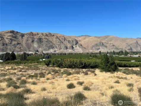 4477 NW Cascade Avenue East Wenatchee WA 98802
