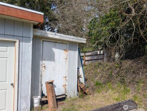 808 Magellan Avenue NE Ocean Shores WA 98569
