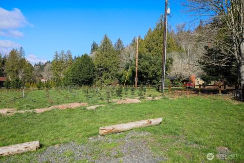 26663 Big Valley Road NE Poulsbo WA 98370