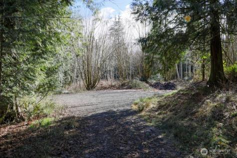 26663 Big Valley Road NE Poulsbo WA 98370