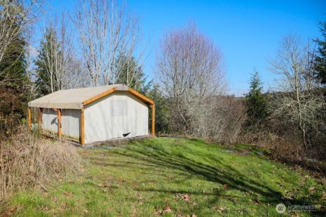 26663 Big Valley Road NE Poulsbo WA 98370