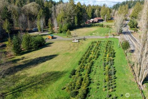 26663 Big Valley Road NE Poulsbo WA 98370