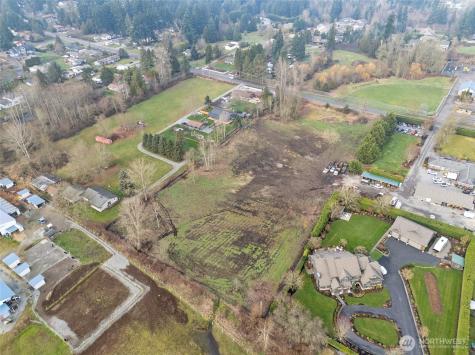 11104 8th Street E Puyallup WA 98372