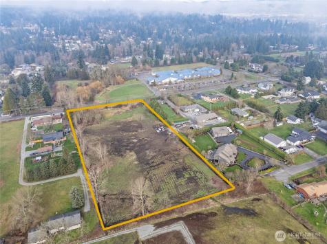 11104 8th Street E Puyallup WA 98372