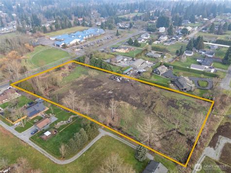 11104 8th Street E Puyallup WA 98372