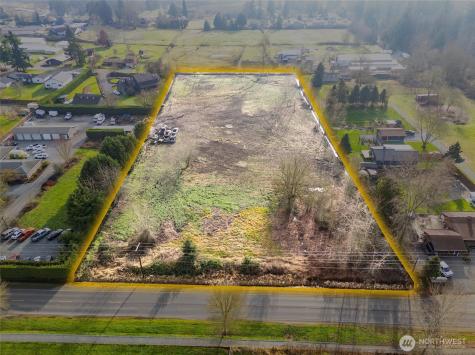 11104 8th Street E Puyallup WA 98372