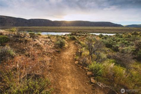 109 Stagecoach Lane Malaga WA 98828