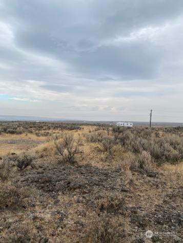 4915 W Coyote Trail Ephrata WA 98823