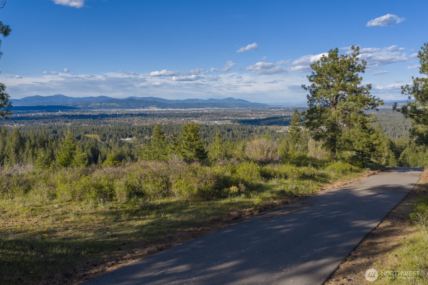 10610 Hallett Spokane WA 99206