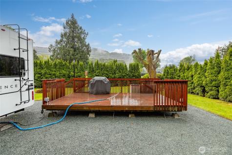 23801 Cove Road Sedro Woolley WA 98284