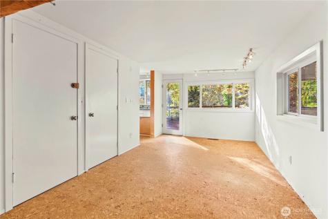 12117 SE 26th Street Bellevue WA 98005