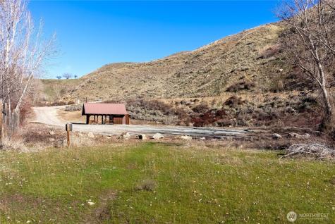 78 Lariat Loop Methow WA 98834