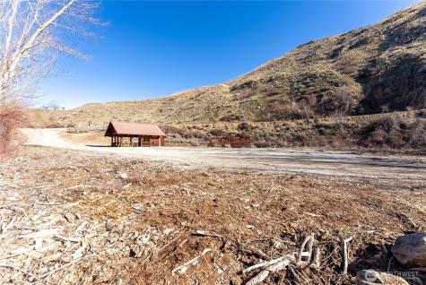 78 Lariat Loop Methow WA 98834