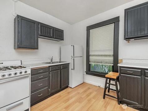 807 49th Street Seattle WA 98103