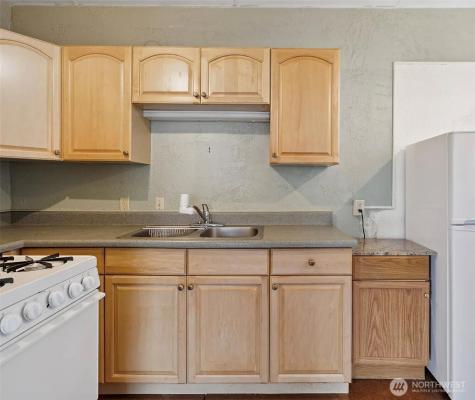 807 49th Street Seattle WA 98103