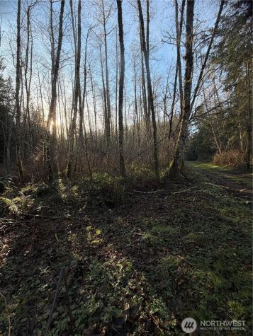 400 House Place Camano Island WA 98282