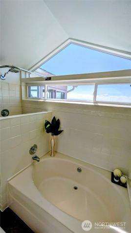4402 30th Street NE Tacoma WA 98422