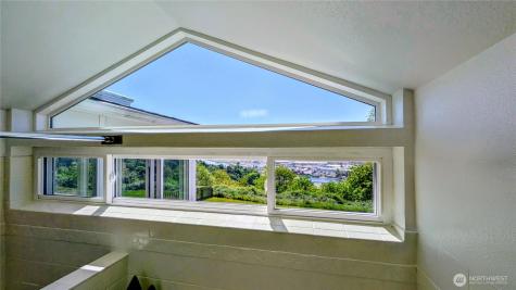 4402 30th Street NE Tacoma WA 98422