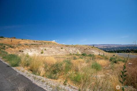 0 Lot 4 Farmstead Lane Wenatchee WA 98801