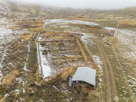 12 Charlie Drive Pateros WA 98846