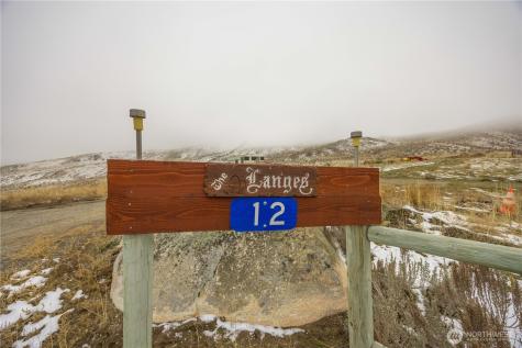 12 Charlie Drive Pateros WA 98846