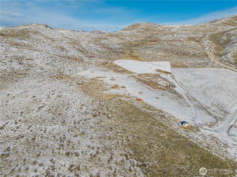 12 Charlie Drive Pateros WA 98846