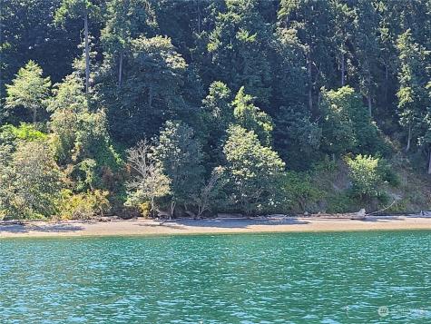 4081 Preserve Drive Camano Island WA 98282