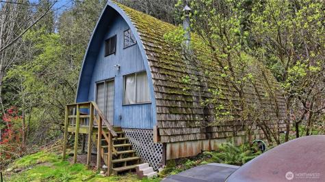 27011 SE 74th Street Issaquah WA 98027
