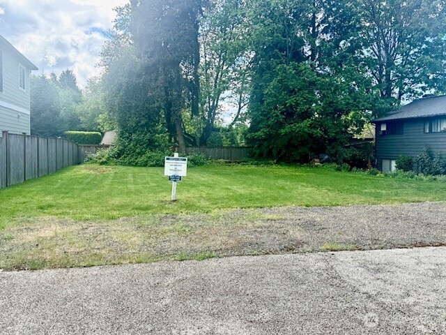 648 W Columbia Street Monroe WA 98272