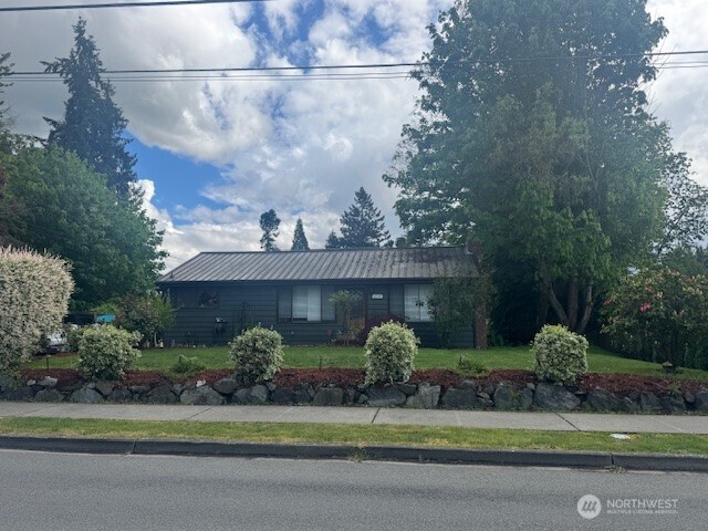 648 W Columbia Street Monroe WA 98272