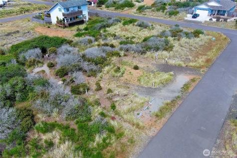 408 N Bel Air Loop SW Ocean Shores WA 98569
