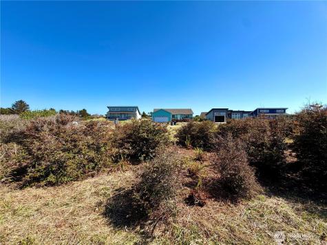 408 N Bel Air Loop SW Ocean Shores WA 98569