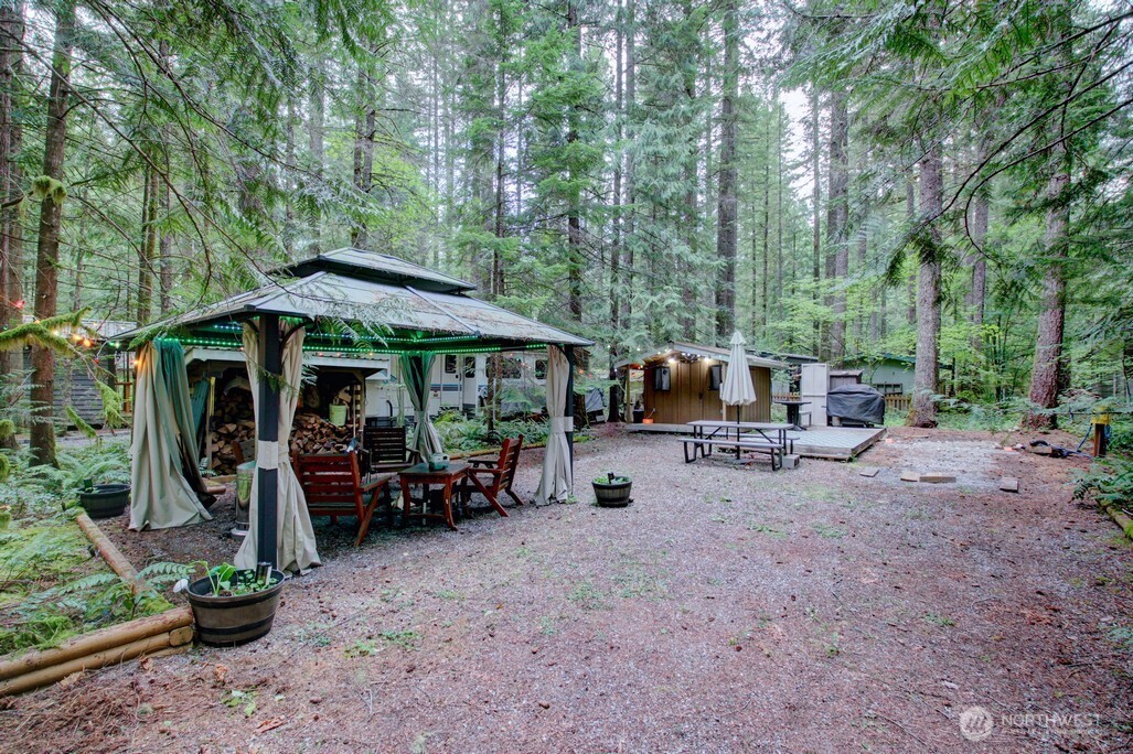 201 Chanterelle Drive Deming WA 98244